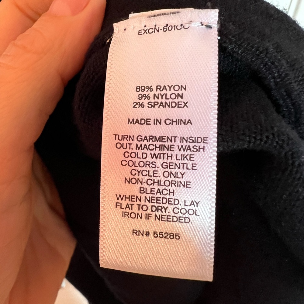 Embrace life v neck t short set size 1X - Picture 4 of 9